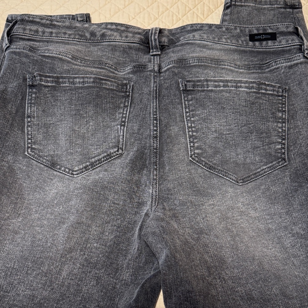Liverpool Women's Skinny Jeans - Gray - Picture 9 of 9